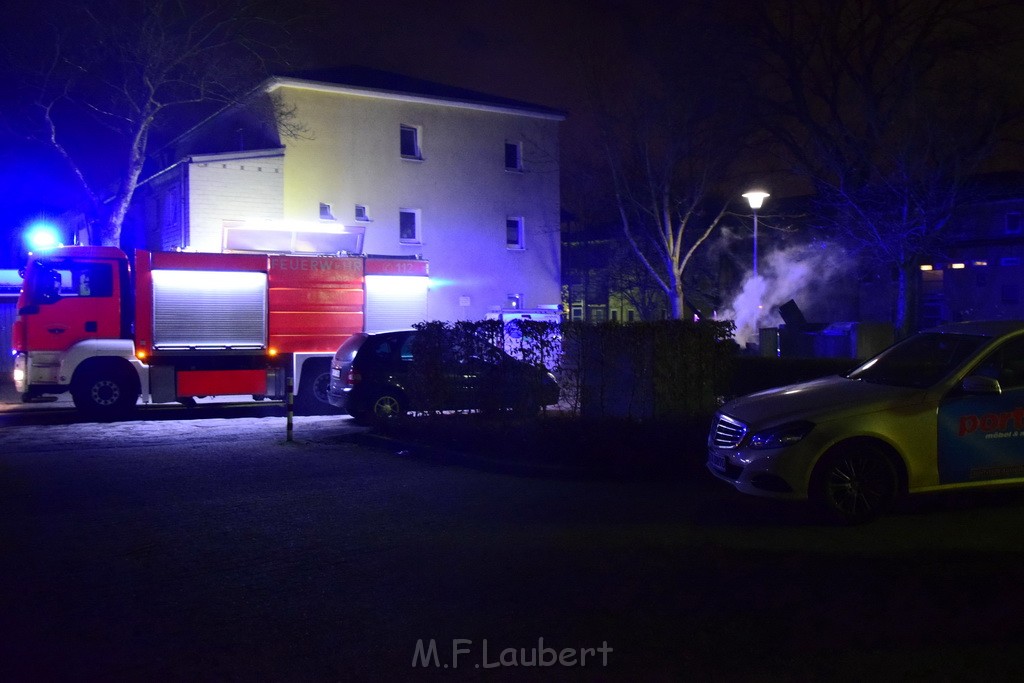 Erneut Muelltonnenbraende Koeln Vingst Ansbacherstr P02.JPG - Miklos Laubert